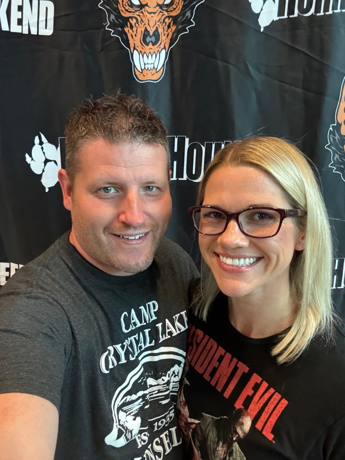 Doug and Rachel at HorrorHound